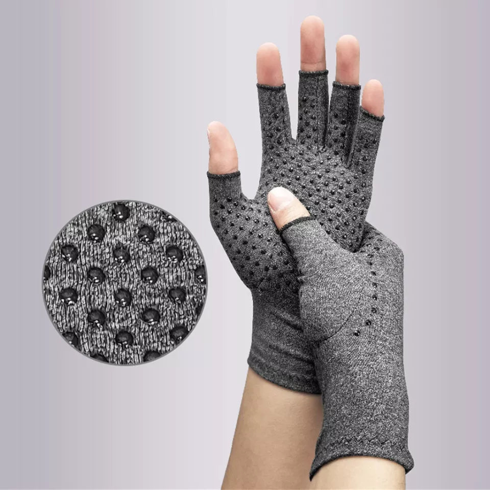 Magnetic Art Print Gloves